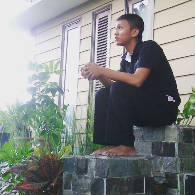 8 Foto Lawas Denny Caknan Sebelum Jadi Penyanyi Top, Pangling!