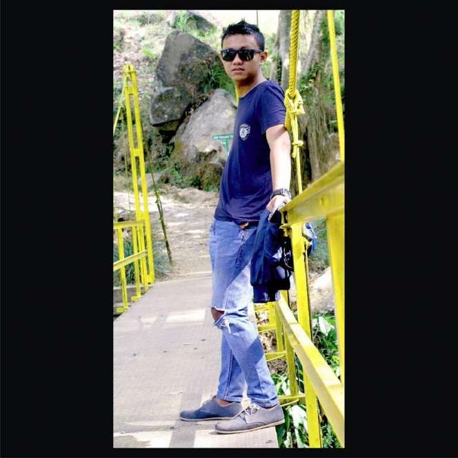 8 Foto Lawas Denny Caknan Sebelum Jadi Penyanyi Top, Pangling!