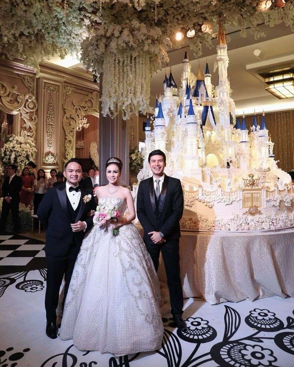 9 Pernikahan Artis Paling Mewah, Raffi-Nagita Gak Ada Lawan