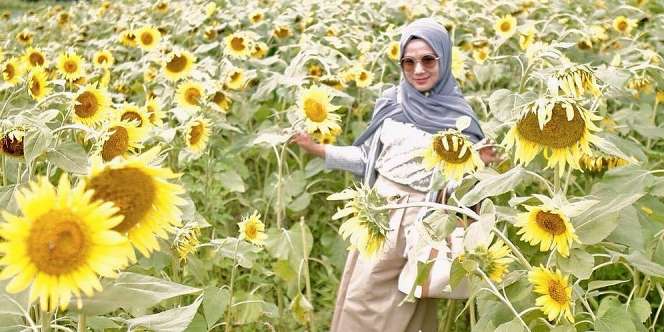 Sosok Nova Pratiwi Kakak Rizky Billar yang Gayanya Disorot