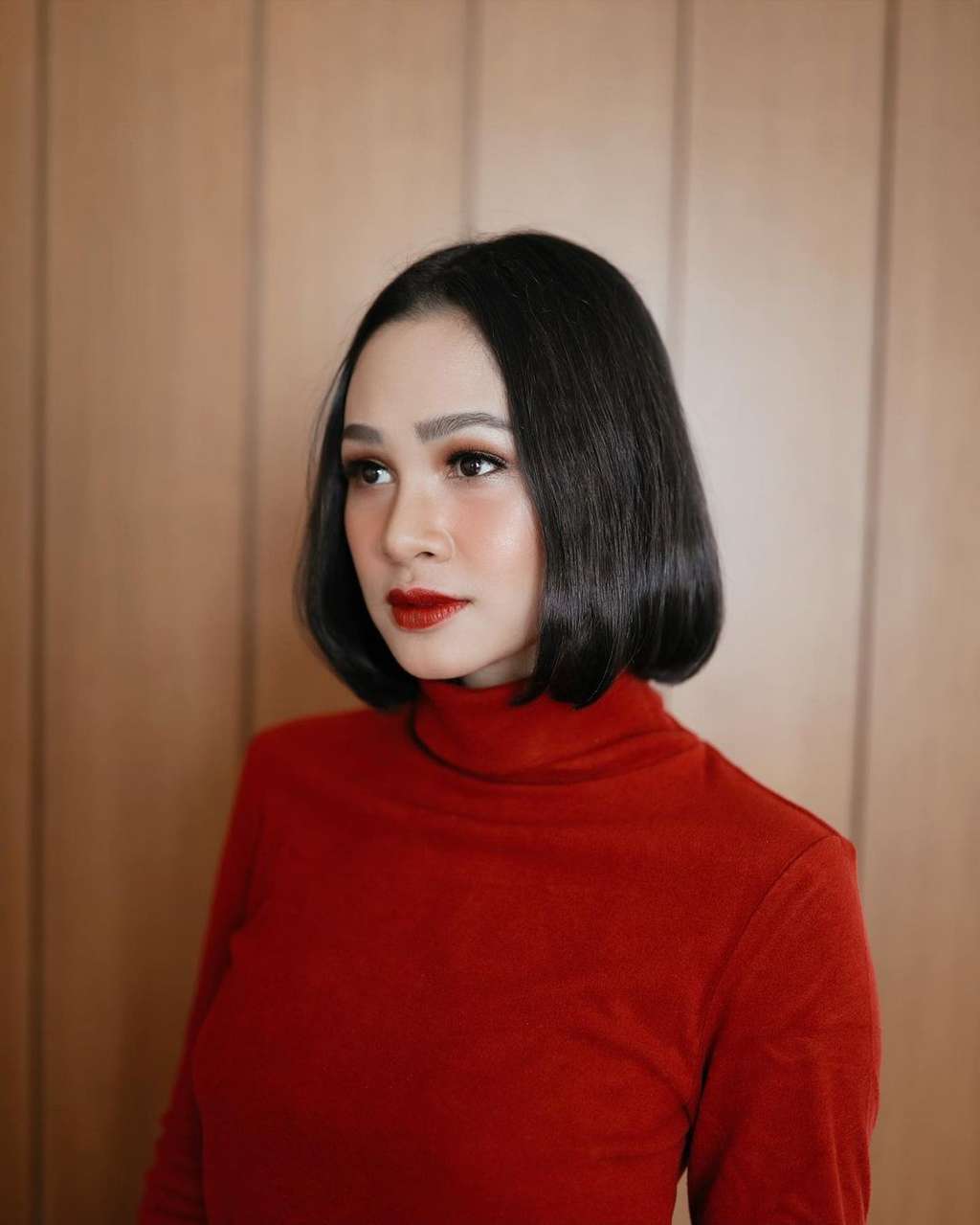 Deretan Seleb Wanita Tampil Menawan Dengan Rambut Pendek