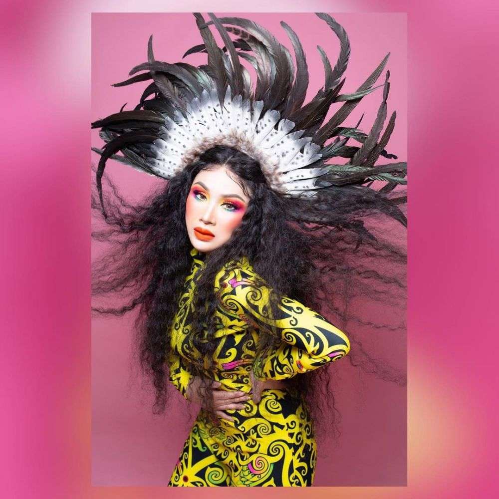 Pesona 8 Penyanyi Tanah Air Saat Pemotretan Tema Glamor