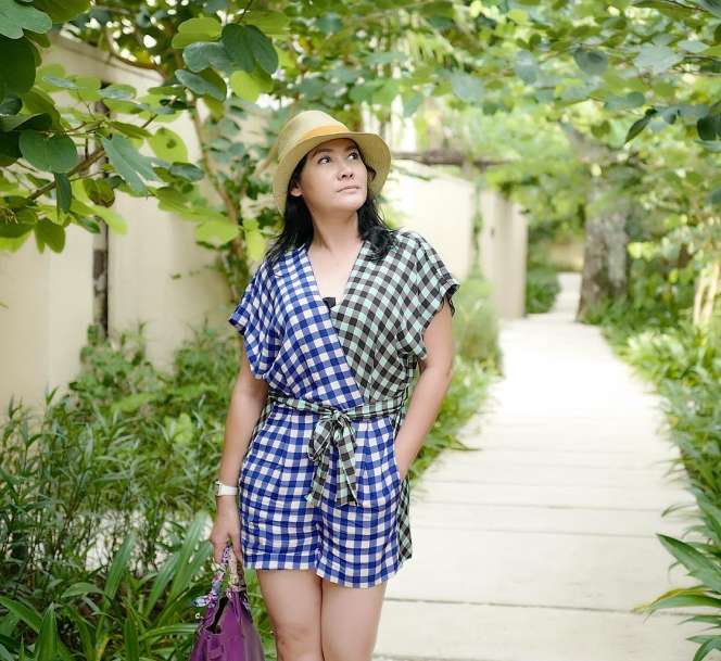 8 Foto Pungky, Primadona yang Bikin Ahmad Dhani Jatuh Cinta