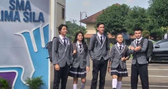 Lulus, Ini Potret Pemain ‘Dari Jendela SMP’ Berseragam SMA