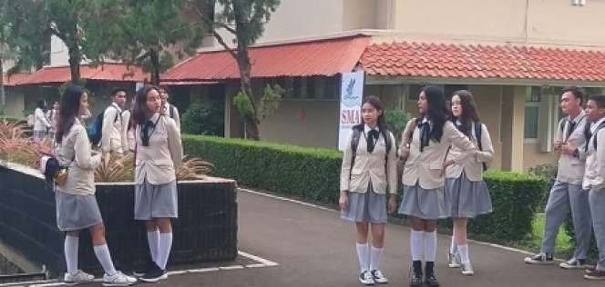 Lulus, Ini Potret Pemain ‘Dari Jendela SMP’ Berseragam SMA