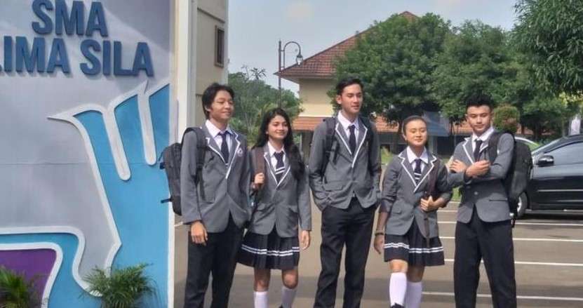 Lulus, Ini Potret Pemain ‘Dari Jendela SMP’ Berseragam SMA