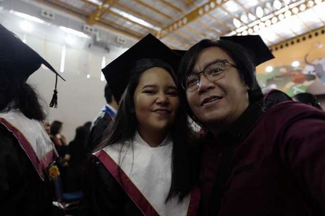 Jarang Terekspos! Potret Putri Sulung Ari Lasso Pinter Dandan