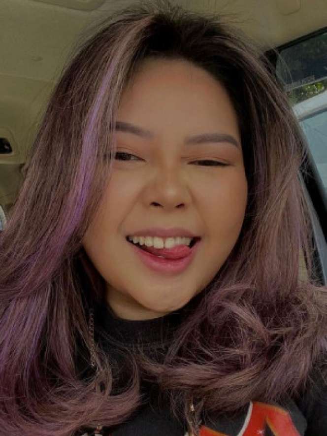 Jarang Terekspos! Potret Putri Sulung Ari Lasso Pinter Dandan