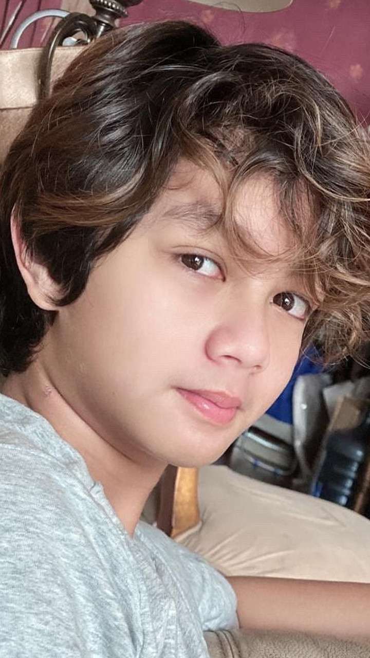 Potret Cannavaro Anak Bungsu Eko Patrio, Parasnya Mirip Bule!