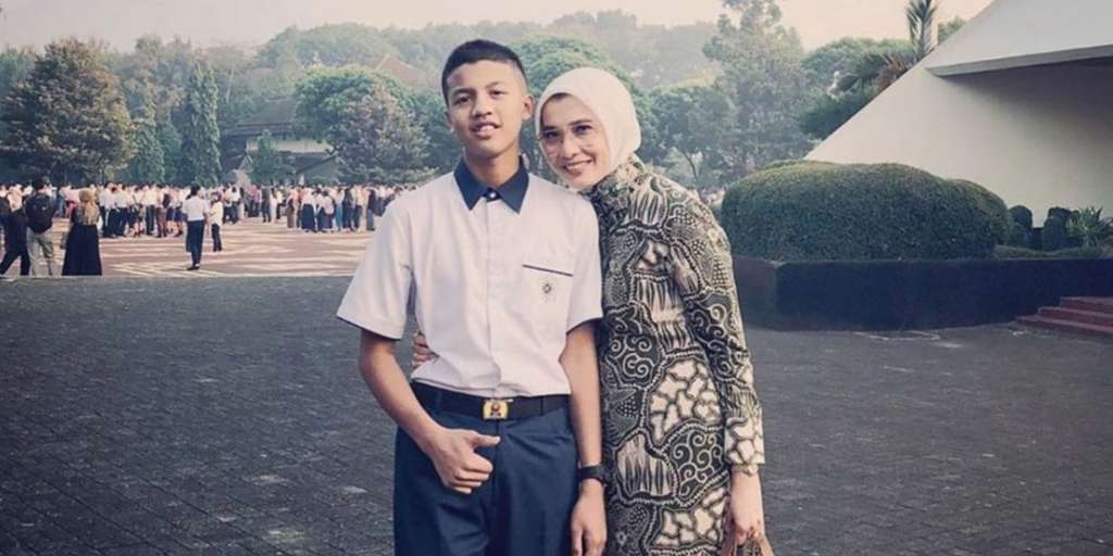 FOTO: 5 Anak Artis yang Mondok di Pesantren