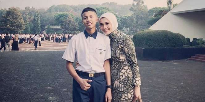 FOTO: 5 Anak Artis yang Mondok di Pesantren