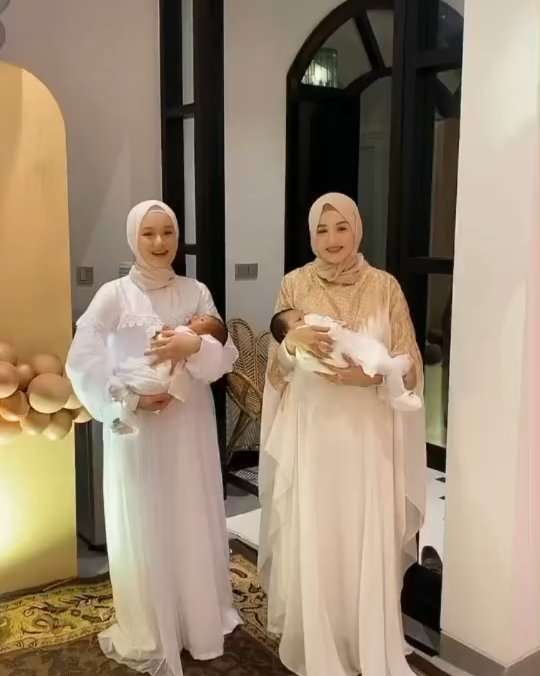 10 Momen Manis Aqiqah Anak Pertama Dinda Hauw & Rey Mbayang