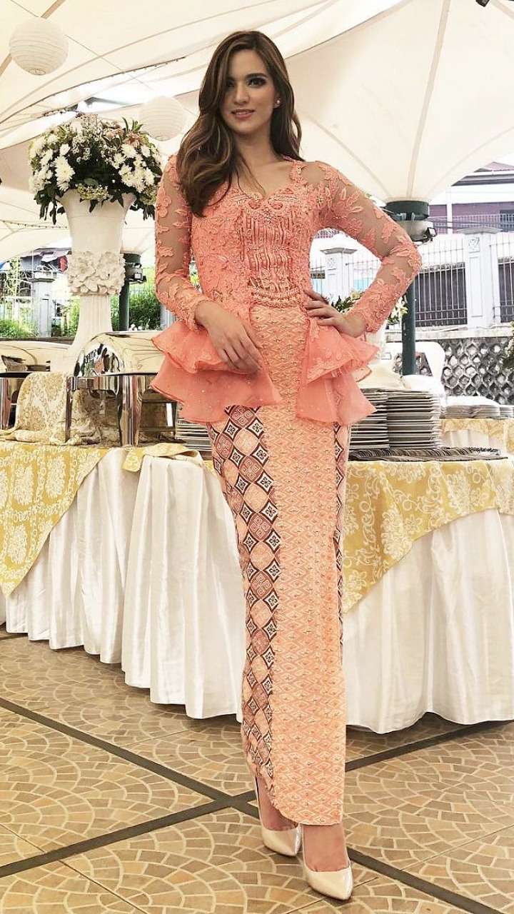 Glamor Kondangan Istri Pengusaha, Nia Ramadhani Paling Disorot