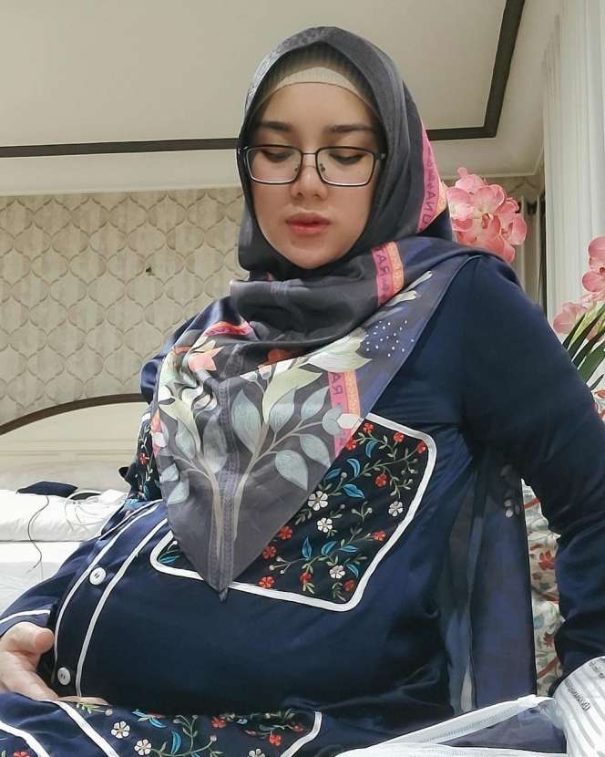Momen Istri Opick, Bebi Silvana Melahirkan Bayi Laki-laki