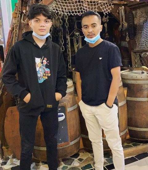 8 Foto Adam Anak Ucok Baba yang Jarang Disorot, Ganteng Ngab!