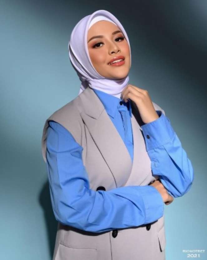 8 Seleb Anak Anggota Dewan, Nia Ramadhani Tak Banyak yang Tahu