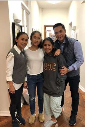 6 Momen Kelulusan Putri Anindya Bakrie di SMA Top Inggris