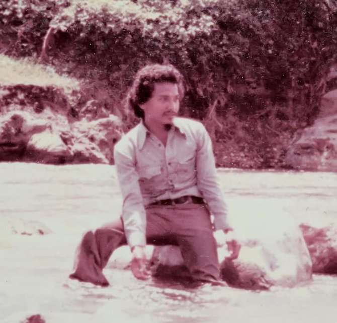 10 Foto Masa Muda Ayah Artis, Papa Nagita Slavina Bikin Salfok