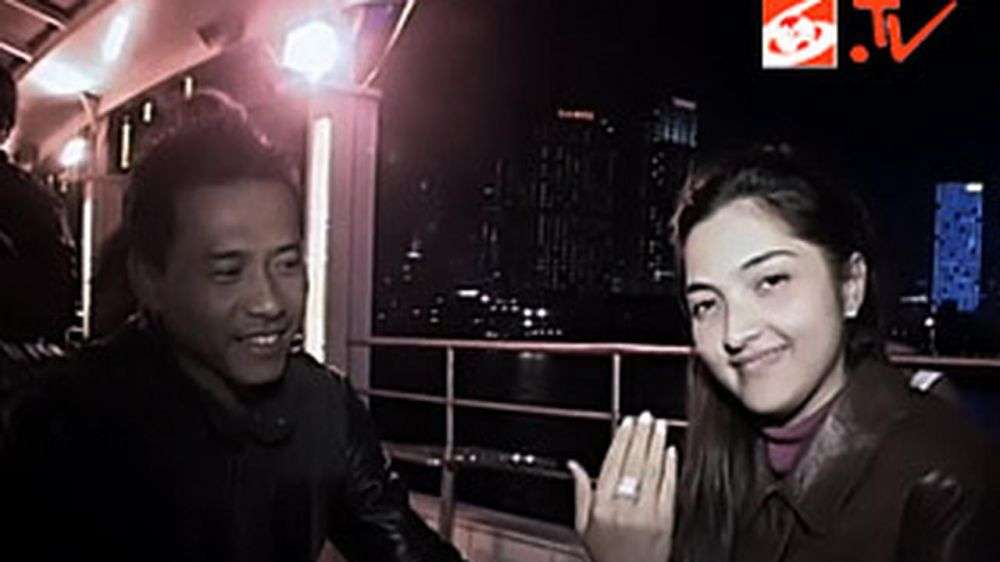 10 Potret Lawas Seleb Saat Dilamar Suami, Nagita Paling Haru!