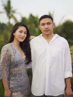 5 Gaya Selebgram Rachel Theresia, Sekarang Jadi Mantu Menteri