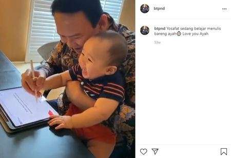 9 Momen Ahok Momong Baby Yosafat