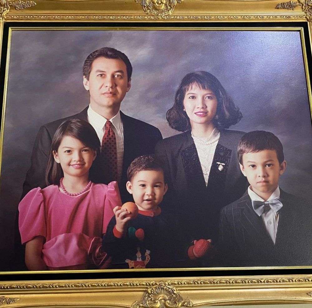 9 Foto Masa Kecil Artis Anak Pejabat, Ardi Bakrie Disorot!