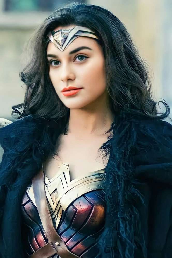 8 Foto Nora Istri Jerinx SID Dandan Ala Gal Gadot, Mirip Abis!