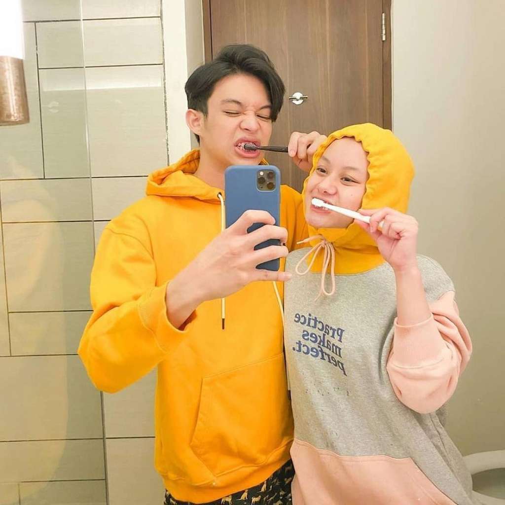8 Foto Dinda Hauw Tampil Polos Disorot, Beda Banget!