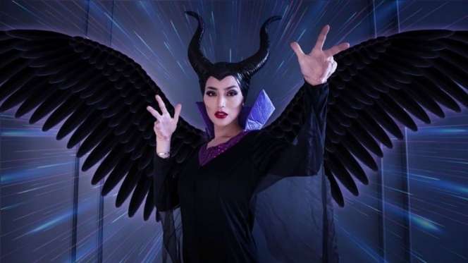10 Foto Seleb Dandan ala Superhero, Nia Ramadhani Terkeren!