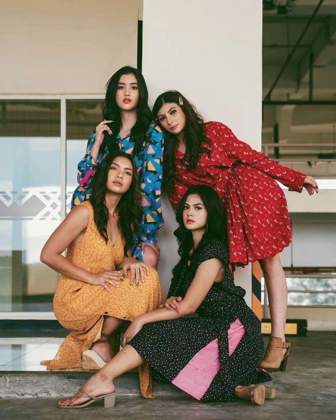 9 Foto Kekompakan Geng SRAH, Persahabatannya Bikin Iri
