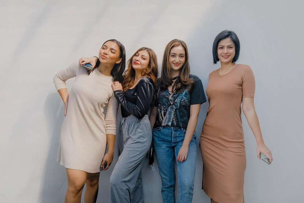 9 Foto Kekompakan Geng SRAH, Persahabatannya Bikin Iri