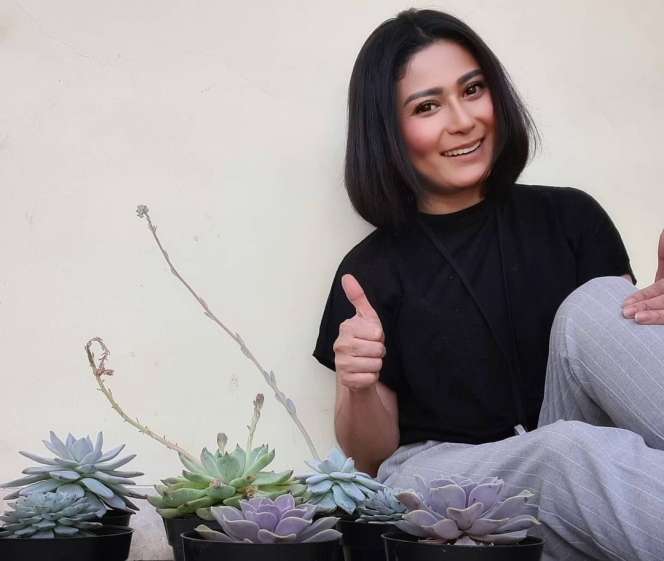 9 Foto Terbaru Tamara Geraldine, Muda dan Cantik di Usia 47