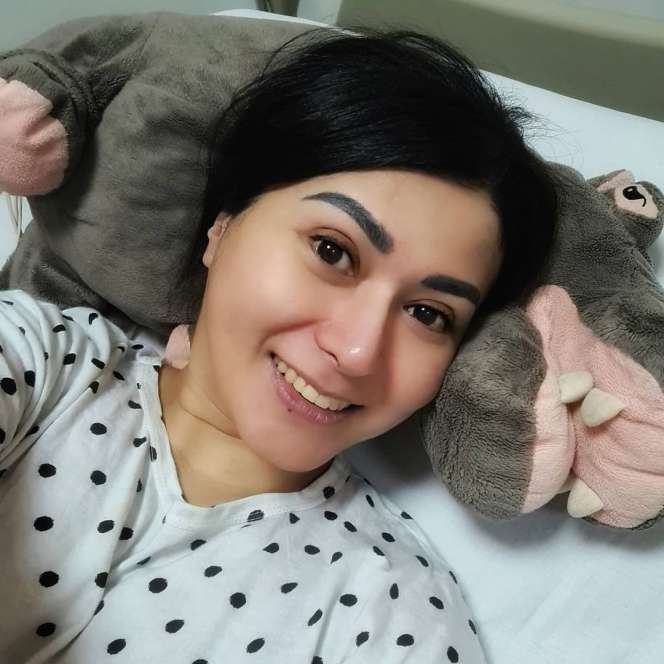 9 Foto Terbaru Tamara Geraldine, Muda dan Cantik di Usia 47