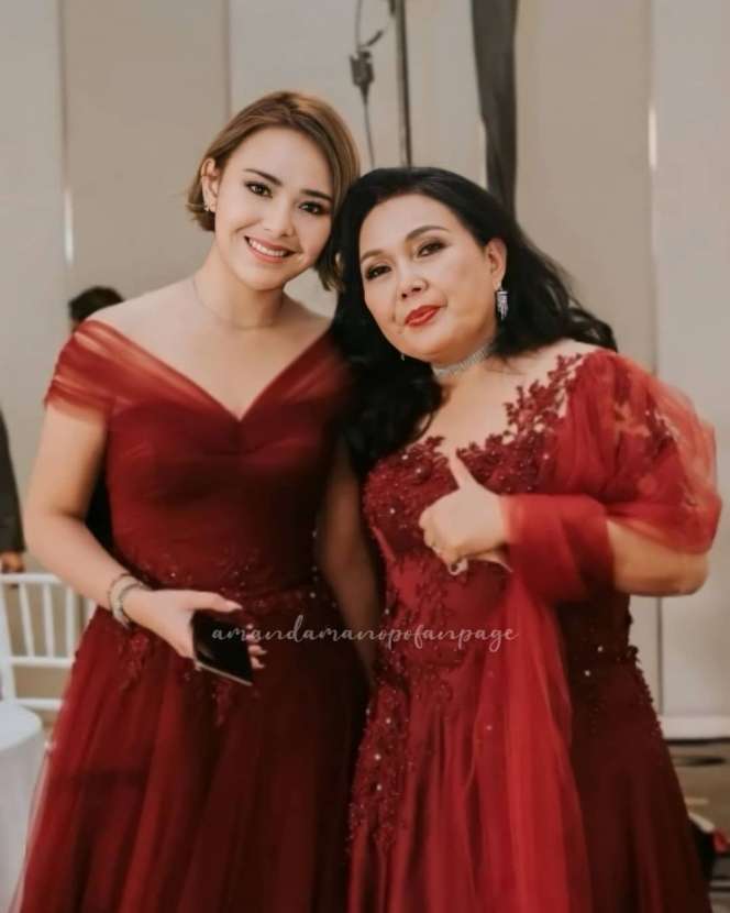 10 Foto Kenangan Terakhir Amanda Manopo & Ibunda, Bikin Haru!