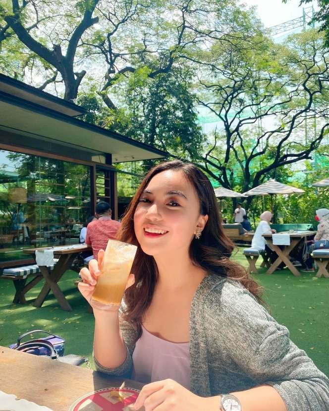 10 Foto Kakak Amanda Manopo yang Jarang Disorot, Cantik Banget