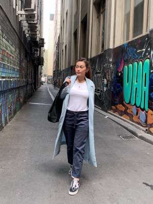 5 Potret Terbaru Ratu Felisha Pamer Body Goals