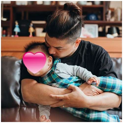 10 Potret Glenn Alinskie Momong Anak, Sabar dan Sayang Banget