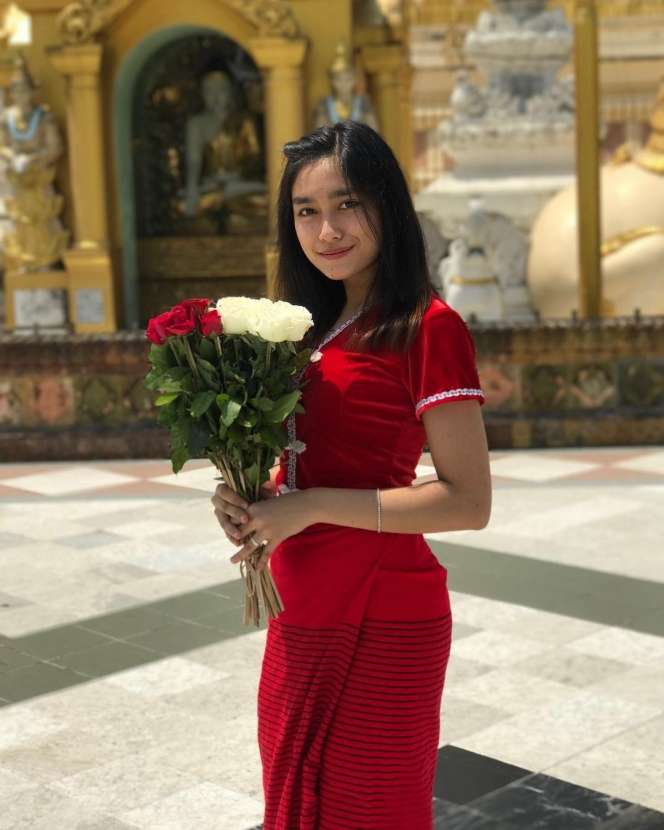 9 Foto Cantiknya Pebulutangkis Myanmar, Ramai Diserbu Netizen!