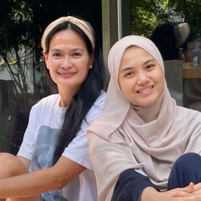 5 Potret Keakraban Seleb Bersama Mertua, Sama Cantiknya!