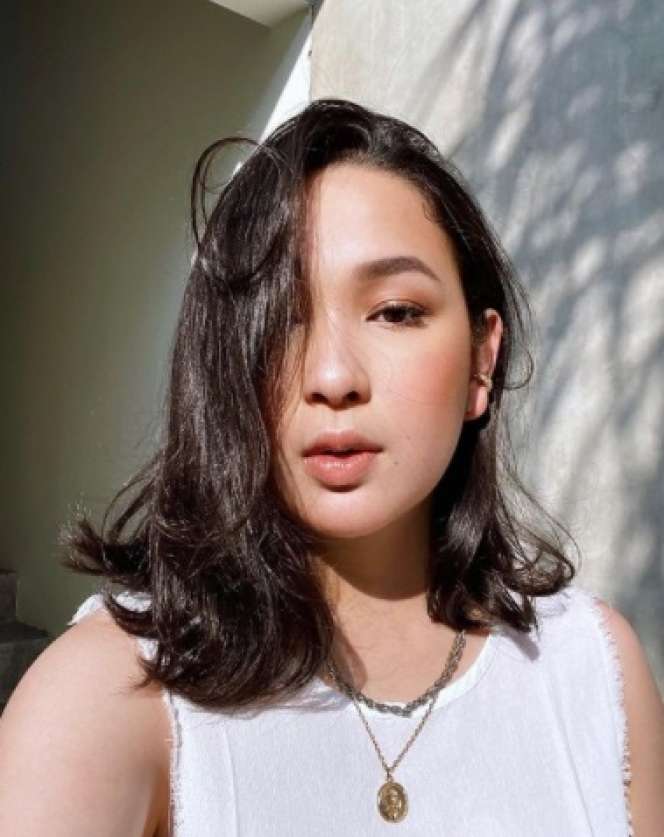 5 Seleb Ini Kehilangan Orangtua Saat Sibuk Syuting Sinetron