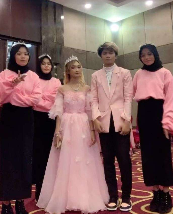 10 Potret Juyy Putri, Dihujat Usai Gelar Pesta Ultah saat PPKM