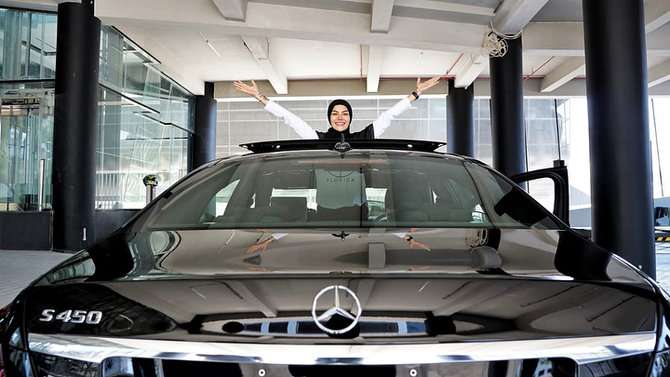 Hobi Mahal Artis Koleksi Supercar, Punya Atta Paling Mahal
