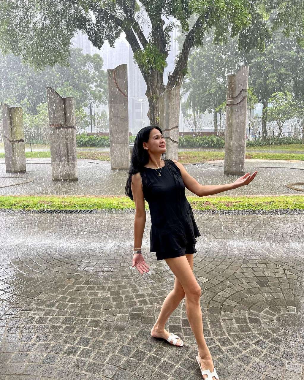 6 Seleb Cantik Dijuluki Tante Seksi, Ada Mantan Raffi Ahmad!
