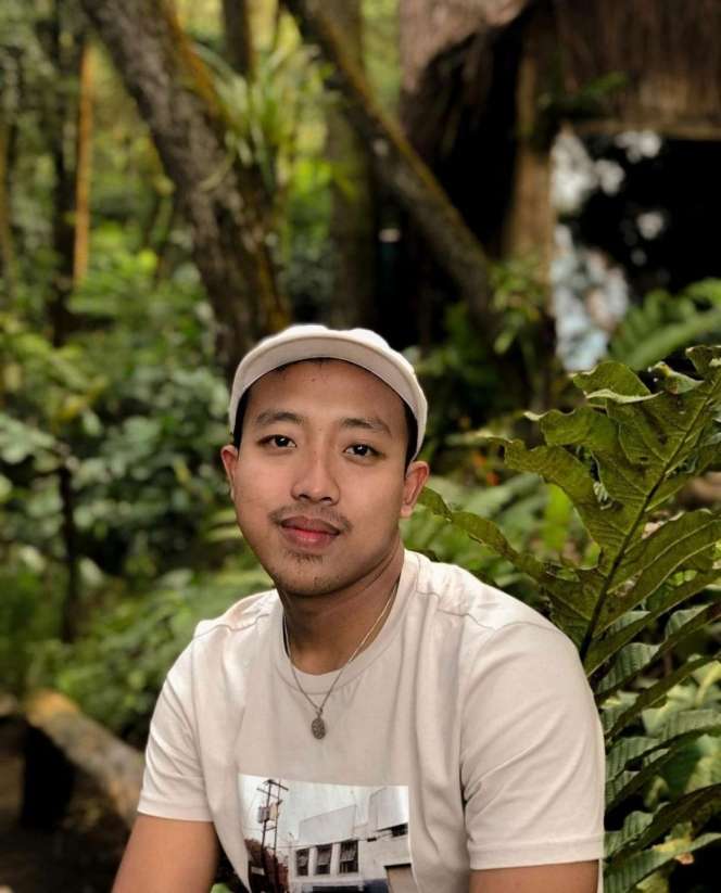7 Potret Alfin Dwi, Disebut Mirip Indro Warkop Sewaktu Muda