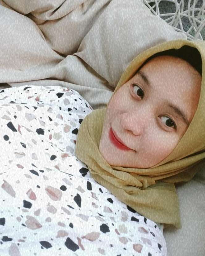 Ingat Istri Pramugara Ciduk Suami Selingkuh? Nasibnya Ngenes