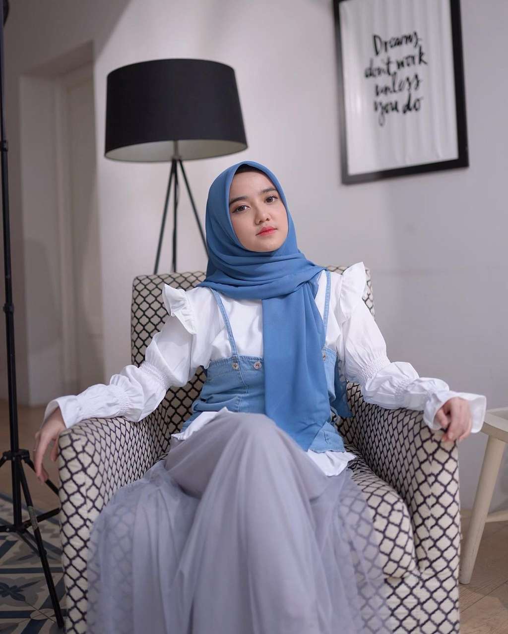 Potret 7 Anak Artis Istiqomah Kenakan Hijab, Adem Banget