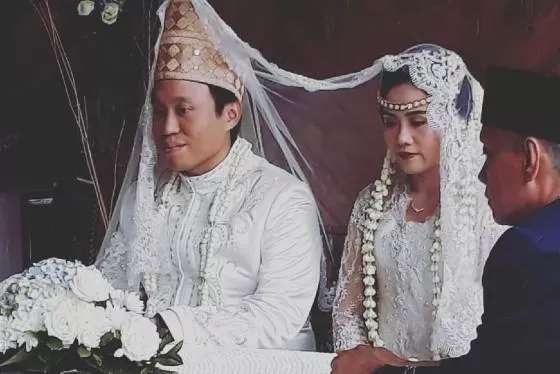 7 Potret Anak Dono Kasino Indro Warkop DKI, Jarang Terekspos!