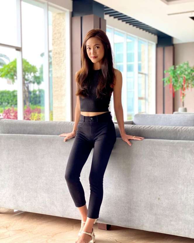 8 Potret Cantiknya Pacar Yukinobu, Dibilang Mirip Gisel!