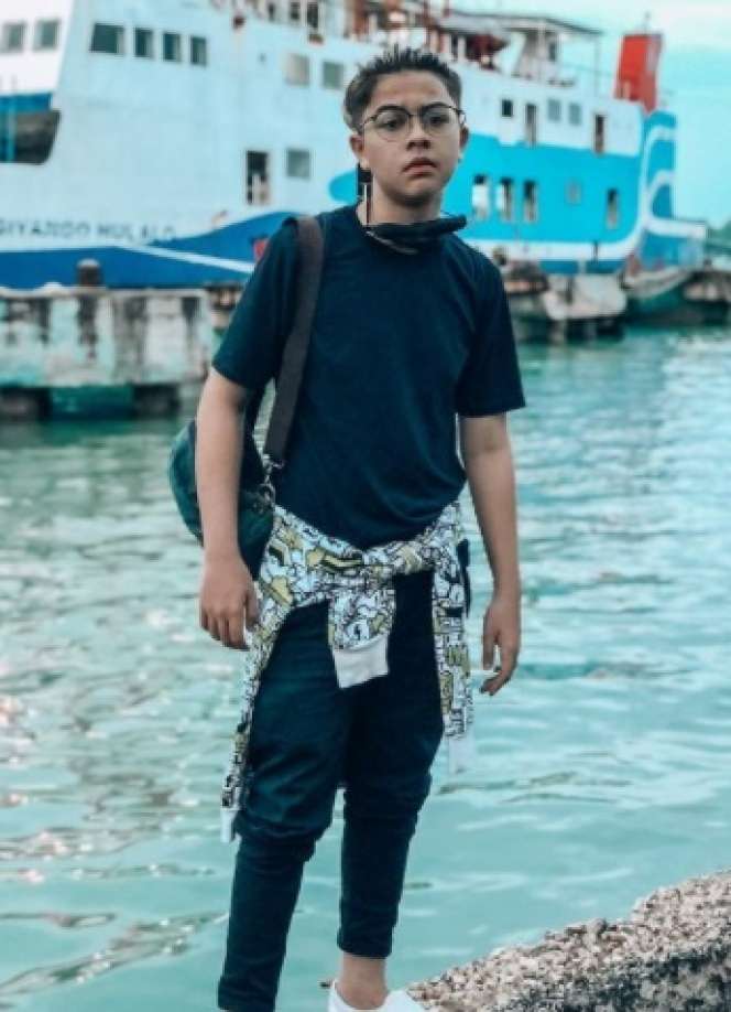 6 Potret Baim Cilik yang Kini Beranjak Remaja, Makin Cakep!