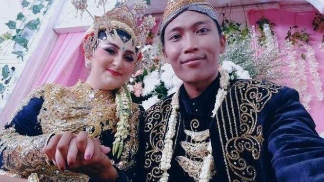 Kabar Terbaru Bule Cantik yang Nikahi Tukang Sapu, Sedih!